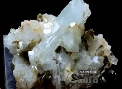 Buy the latest types of blue mineral crystals